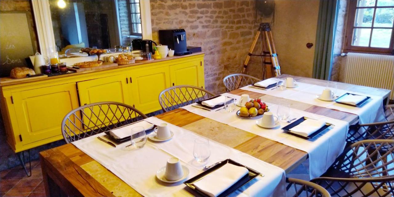 Bed and breakfast Jardin des Sens, la Rente d'Eguilly Extérieur photo